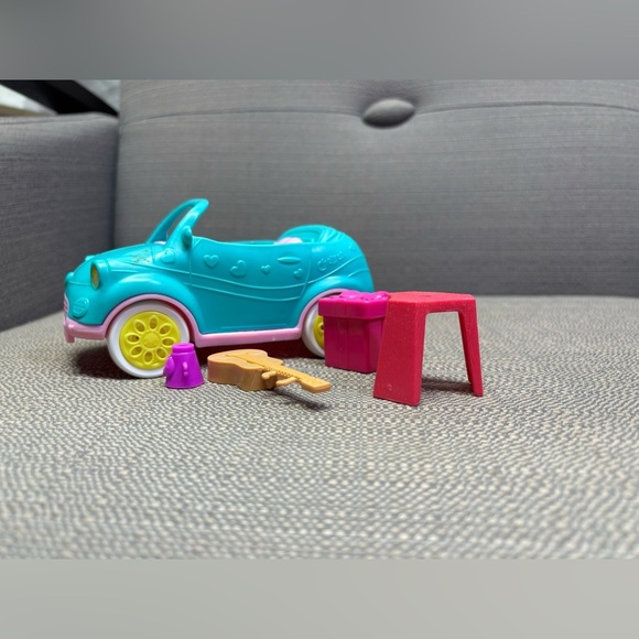 barbie toy lot accessories Car, Guitar, Stool, And More - Picture 4 of 4